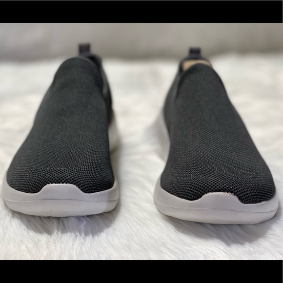 New Skechers men GOwalk Max Walking Shoes Charcoal - Picture 4 of 9